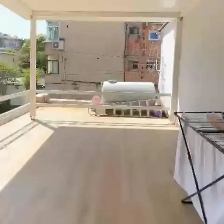 Sunset Apartment *